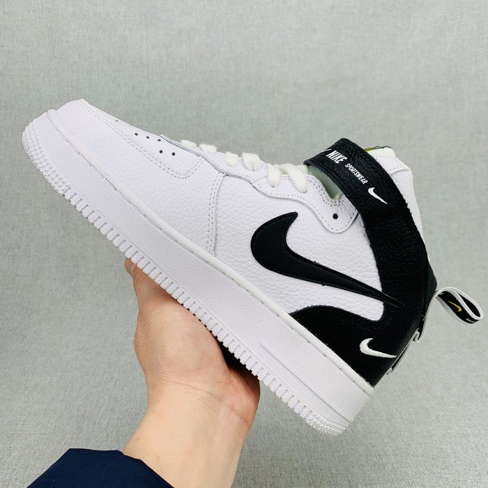 Air Force 1 Mid 