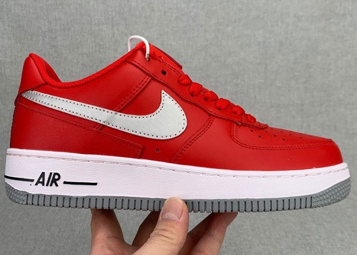 Air Force 1 Low 'University Red Light Smoke Grey'